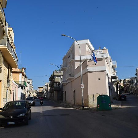 Domus Al Corso B&B Canosa di Puglia Exterior foto