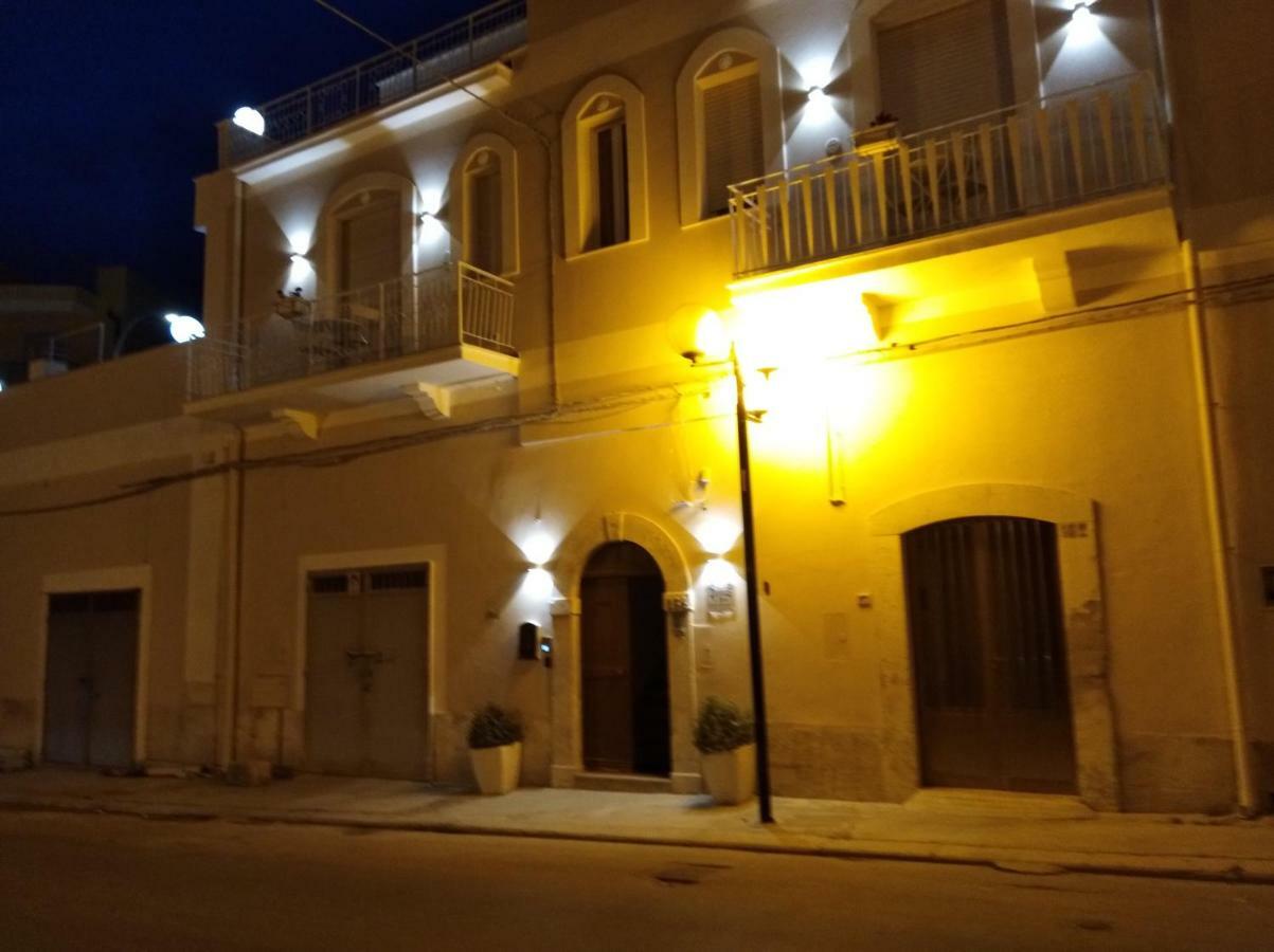 Domus Al Corso B&B Canosa di Puglia Exterior foto